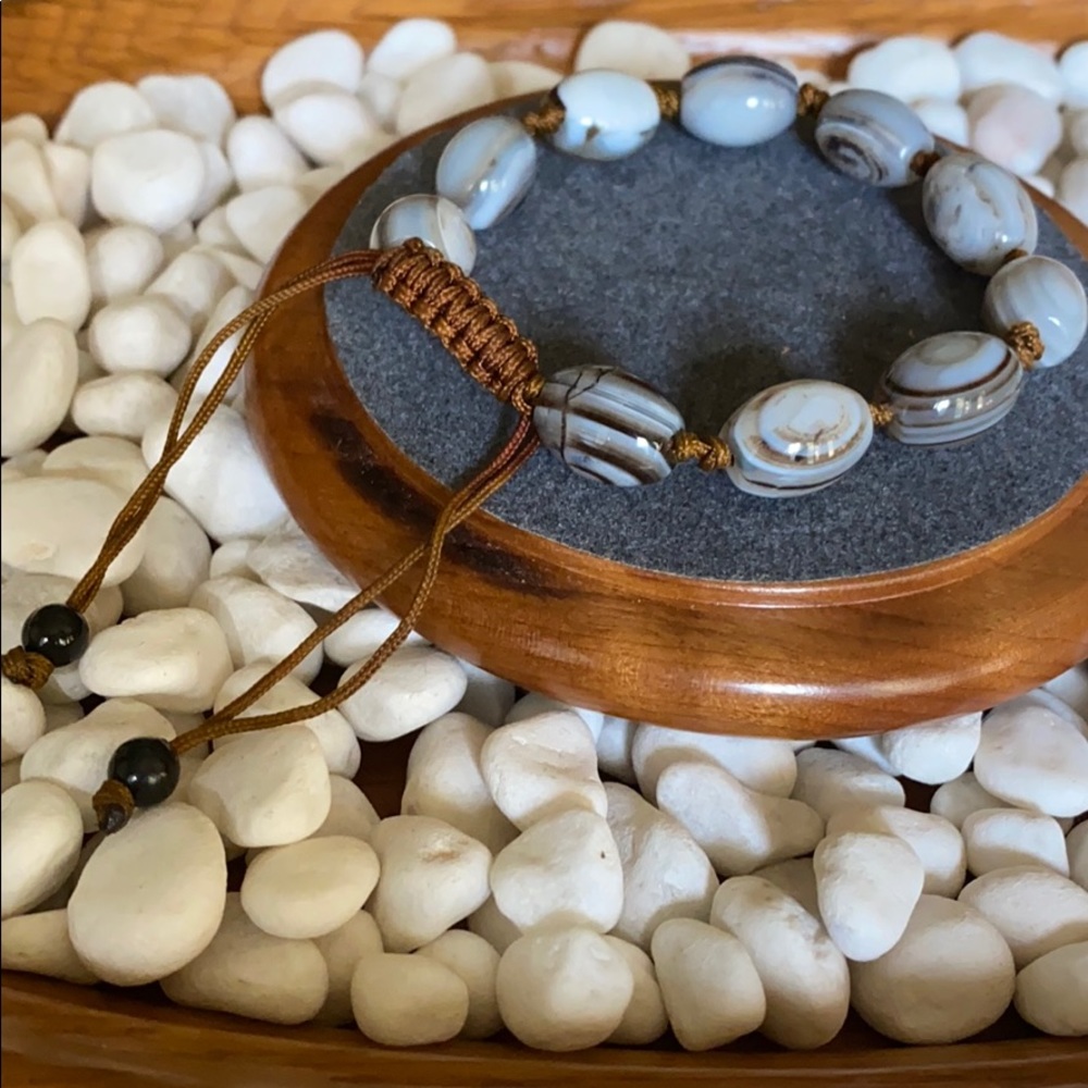 Beautiful Oval Gray Agate Adjustable Bracelet - image 2